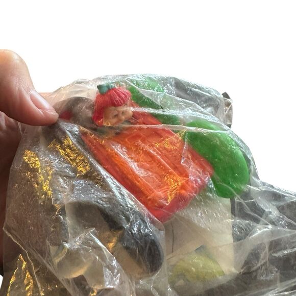 Vintage 1990 McDonalds Happy Meal Looney Tunes Tiny Toons Flip Car - Picture 1 of 5